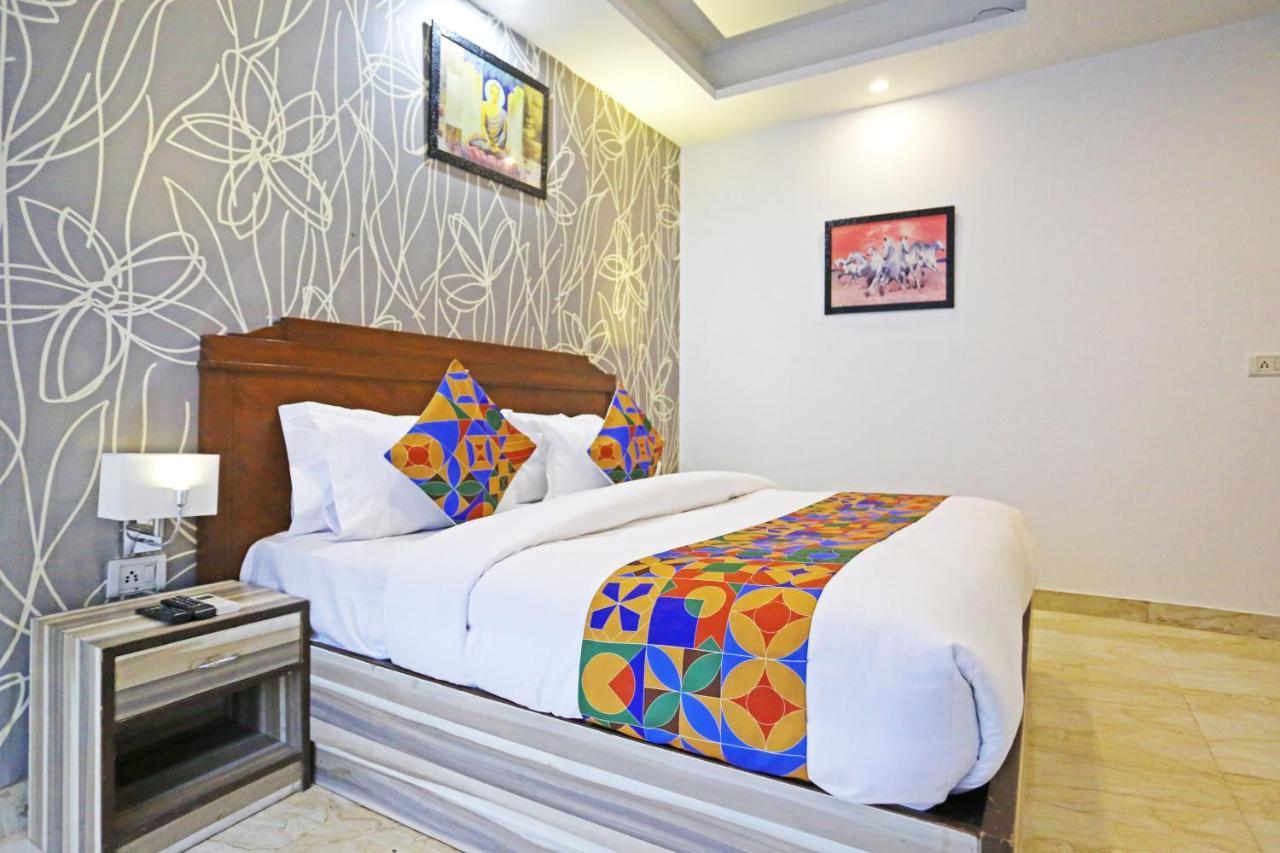 Hotel The Best Near Delhi Airport Nova Deli Exterior foto